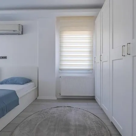 Villa Yalikavak Palmarinaya 500 Metre Bodrum